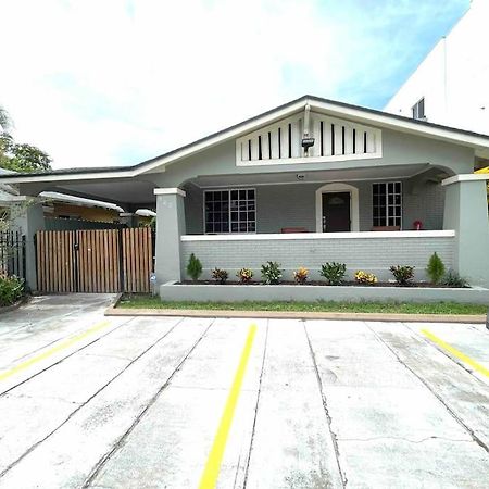 Private Room In The Heart Of Calle Ocho Miami Exterior foto