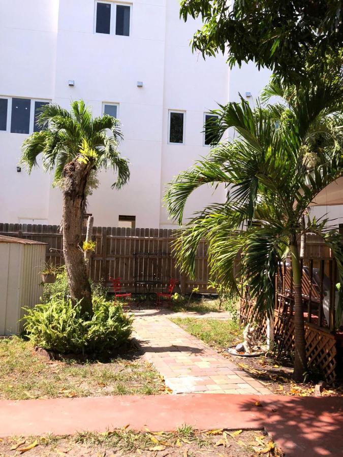 Private Room In The Heart Of Calle Ocho Miami Exterior foto